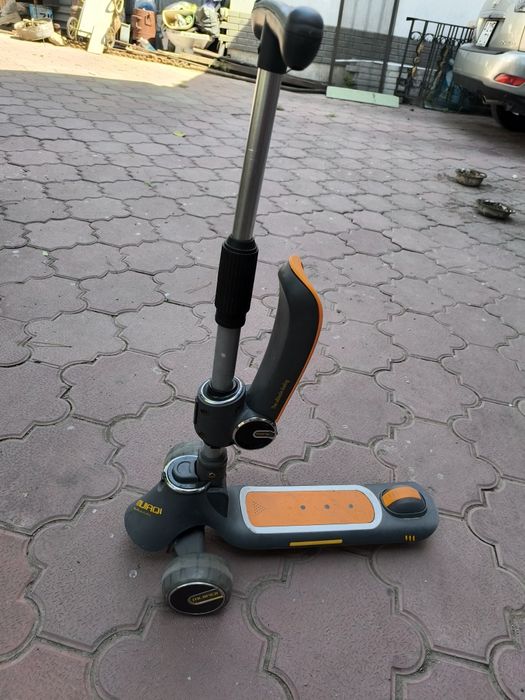 Самокат детский продам