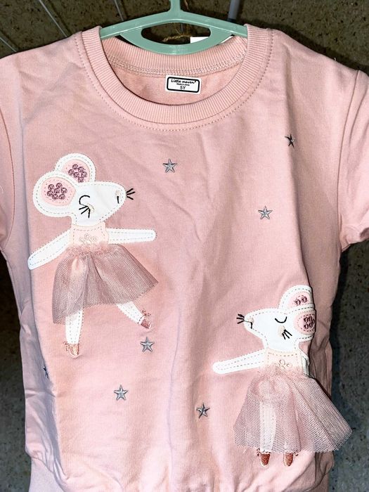 Дрешки за 5 г. момичета