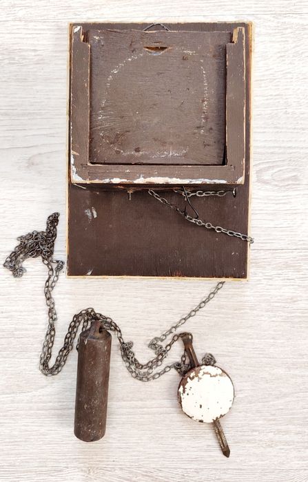 Часы ходики старинные