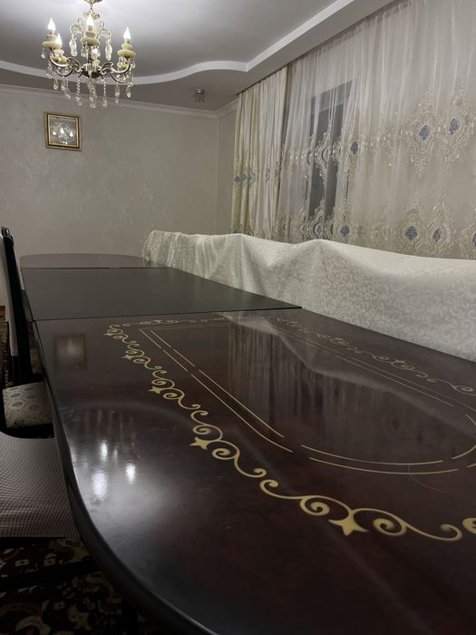 Продам стол