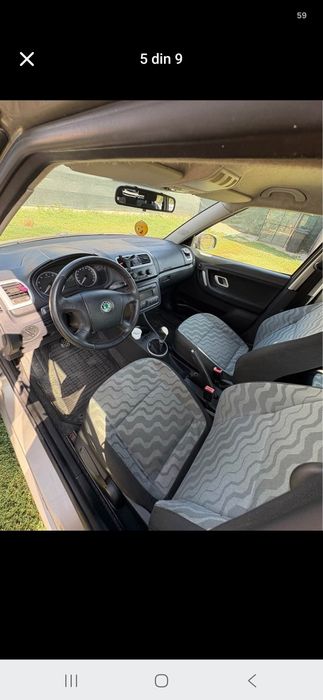 Vând skoda Fabia 1.2 Benzină