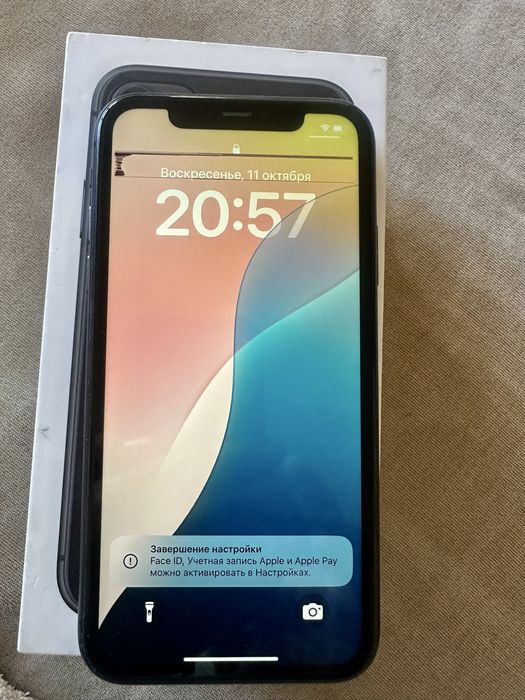 Продам IPhone 11