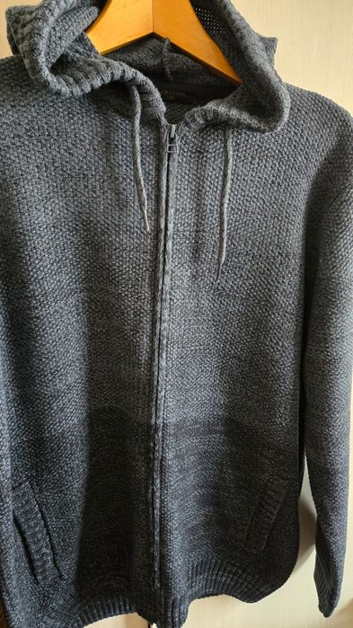 Продам худи с капюшоном