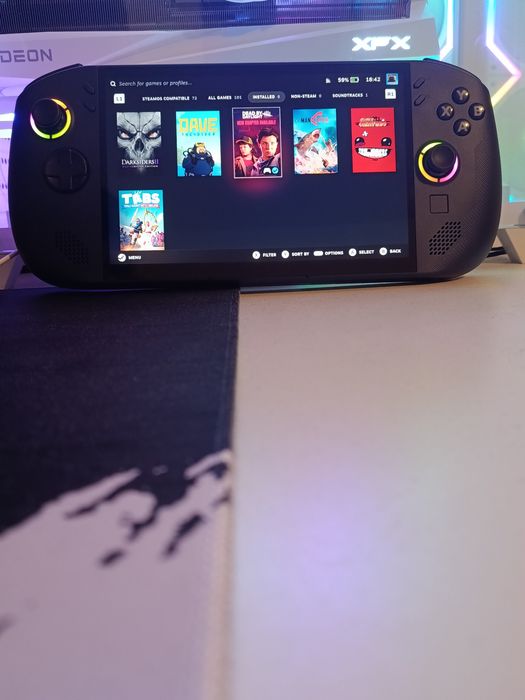 Consolă Lenovo legion go s cu SteamOs