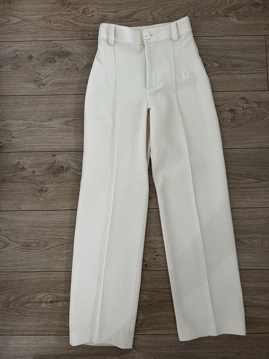 Бежевые штаны, черные штаны и кюлоты Zara,