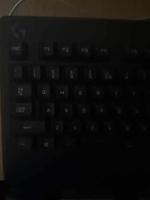 СПЕШНОО!!! Продавам клавиатура  G213 ЧИСТО НОВА !