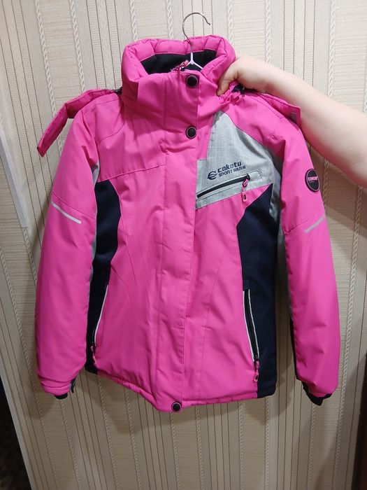 Куртка женская весна, осень на девочку 8‐10 лет.