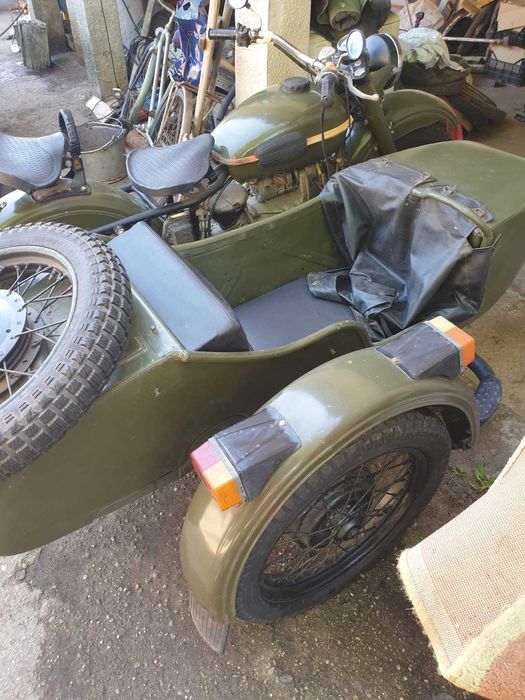 Motocicleta Ural