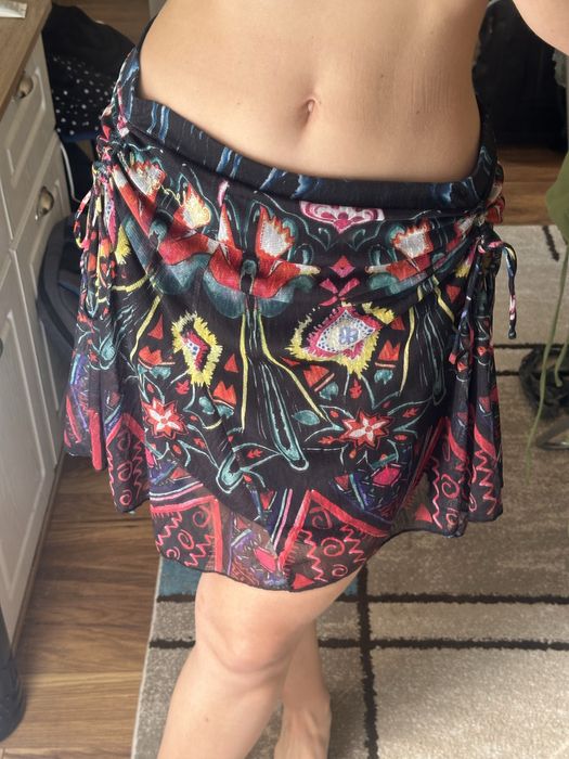 Къса пола Desigual M