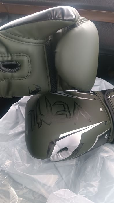 Перчатки для бокса 8 Оз.