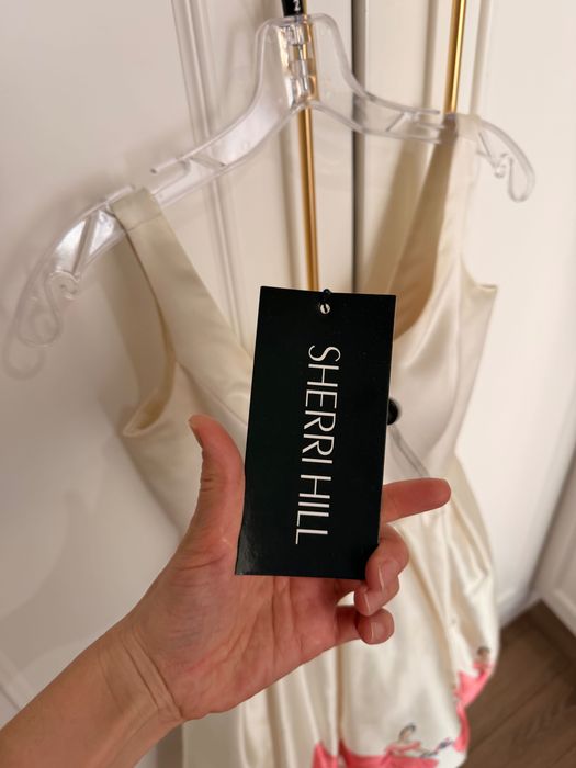 Платье вечернее, брендовое