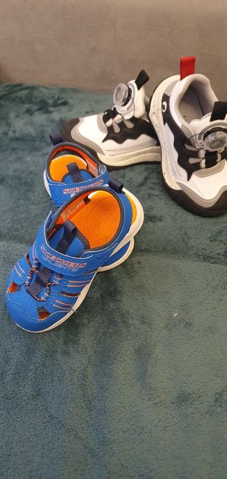 Adidasi și sandale copii