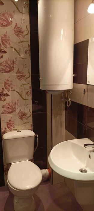 Дава се под наем Тристаен апартамент в Пловдив, Център - 110 кв.м за 450 € - Снимка #5