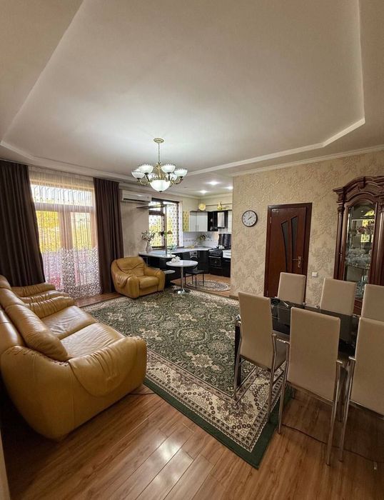 Юнусабад 17 Сайрам 2/5/6 Евро с мебелью и техникой