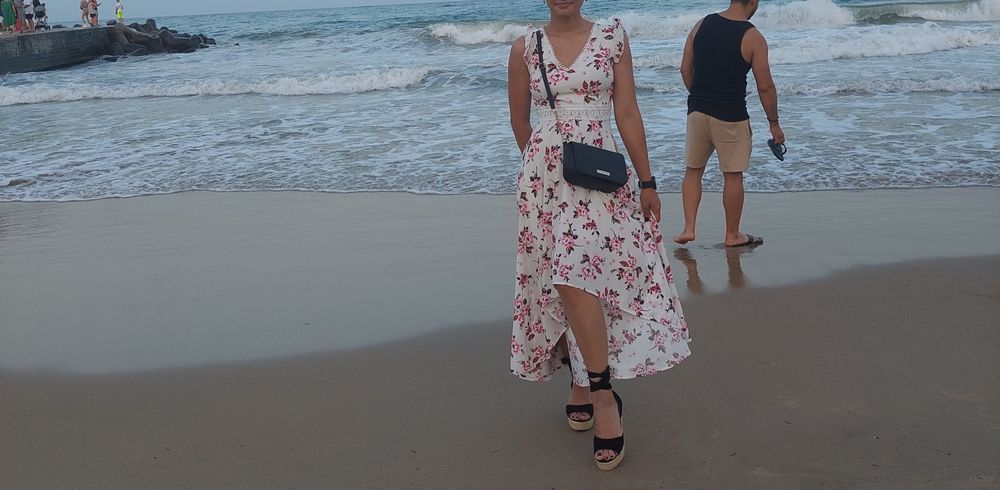 Rochita de vara cu elemente florale