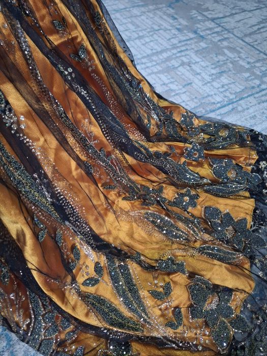 Нарядные платья на девушку 42 размер