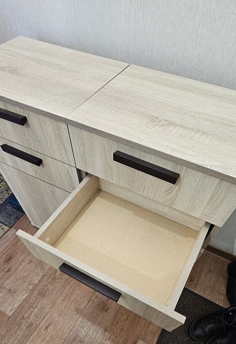 Тумба прикроватная