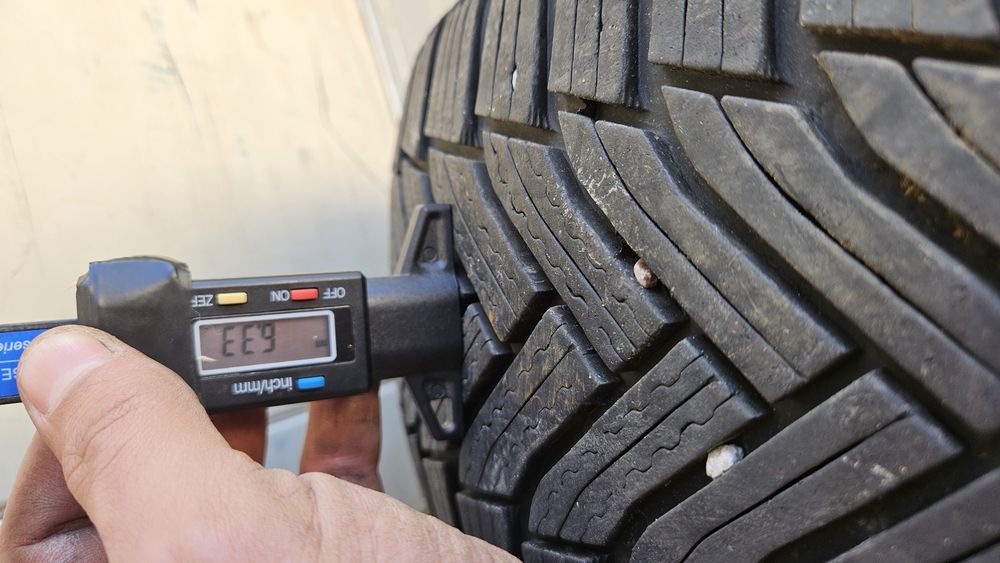 2бр гуми 205 60 16 дот 21 мишелин