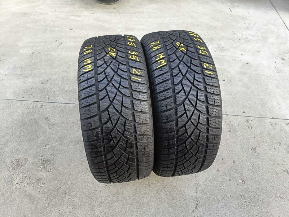Doua anvelope iarna 275 35 21 dunlop winter 3D profil de 7,8 mm din 8