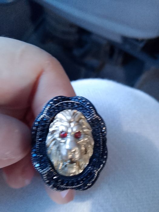 Узик сотилади тозза кумуш якинда олинган заргар иши