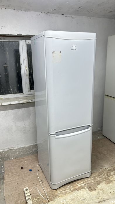 Холодильник Индизит норфост