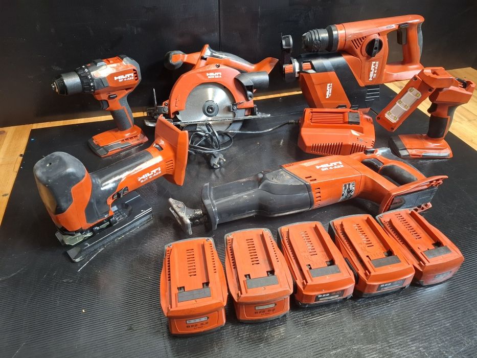 Hilti set sau Separat