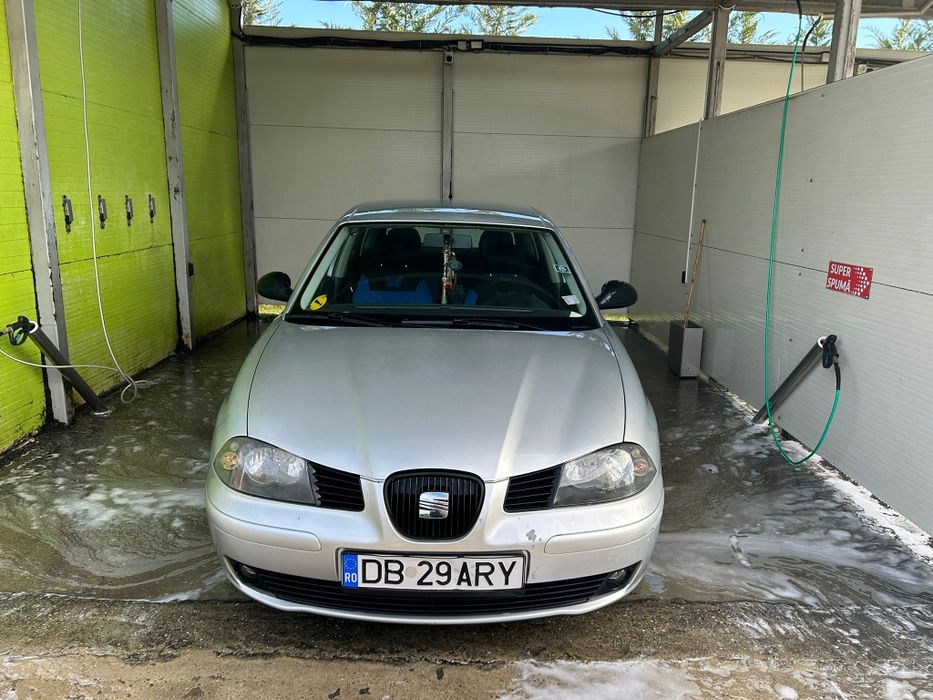 Vând Seat ibiza  an 2004