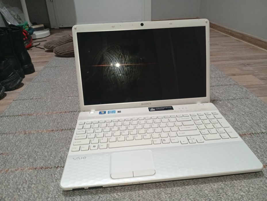 Лаптоп Sony VAIO