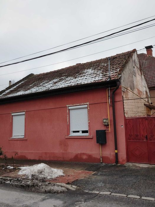 Casa cu 2 camere central str Crisan  in Oradea