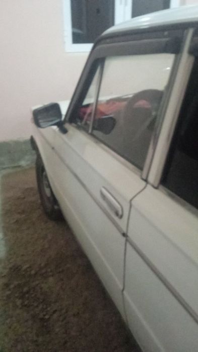 Vaz2106 sotiladi