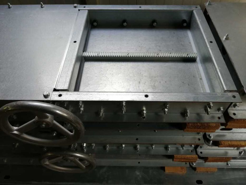 Петкус двупътна клапа и шибри Petkus за силози, бункери, разтоварища