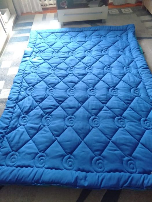 Продам одеяла 2,00х1,500