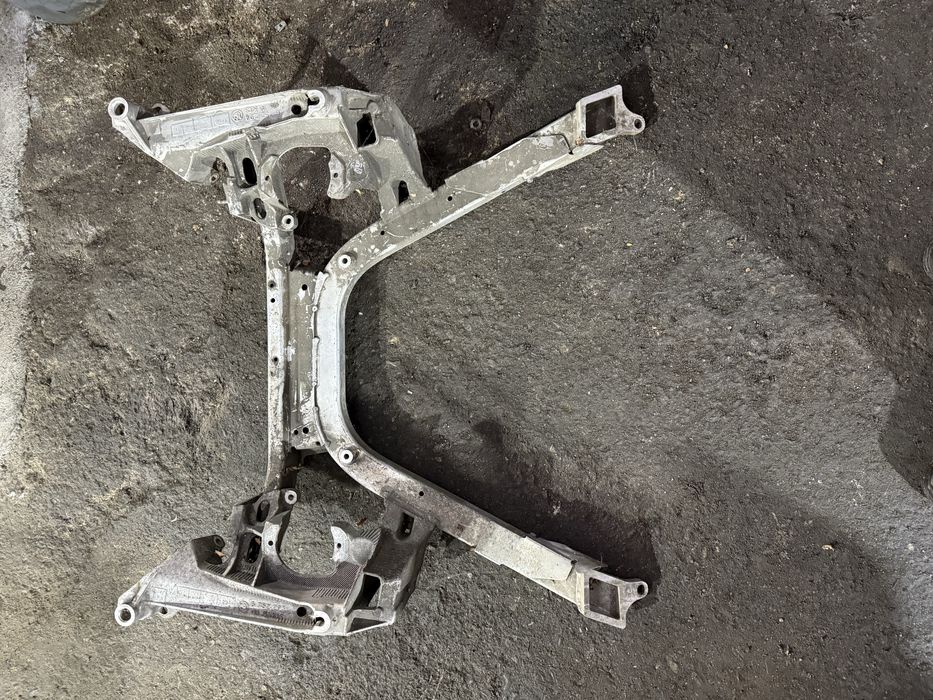 Преден мост за BMW F10 F11  заден мост
