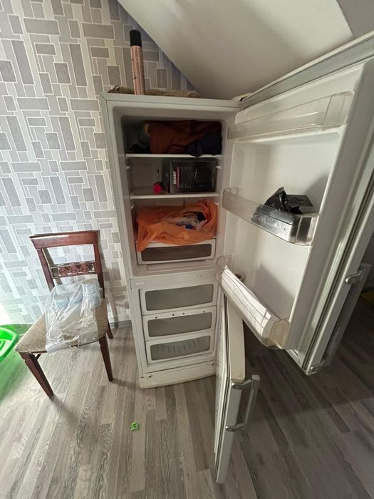 Продам холодильник