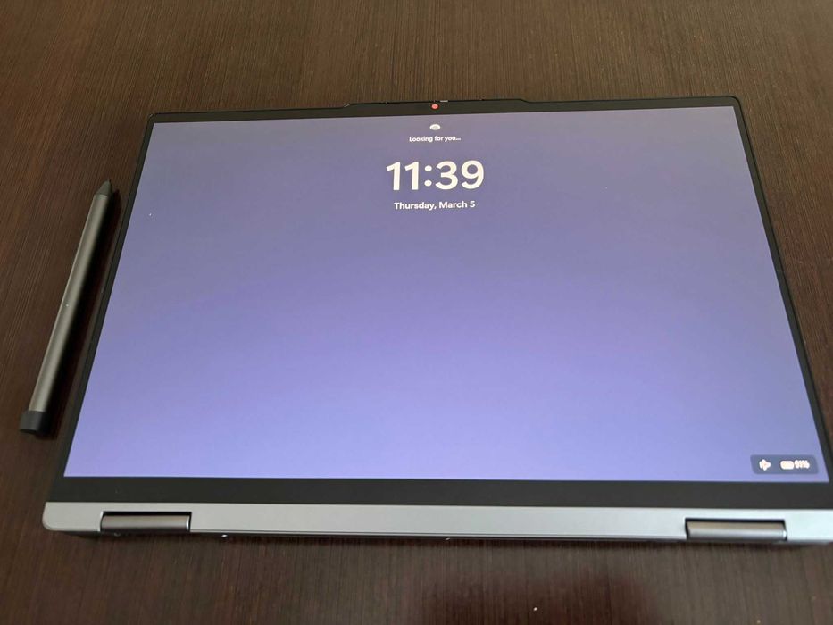 Laptop Lenovo Yoga 7 2-in-1 14AHP9 cu procesor AMD Ryzen™ 7 Windows 11