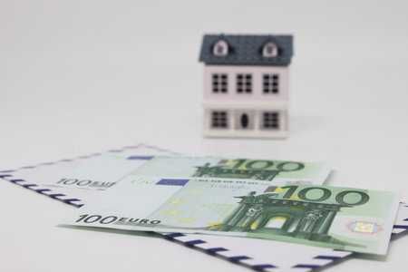 Credite și investiții: rezolvați-vă grijile și realizați-vă proiectele, afacerile etc.