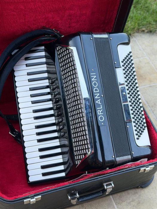 Acordeon italian Excelsior(Orlandoni) 120 basi  negru