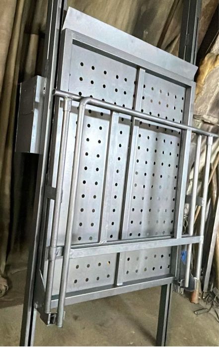 Подъемник для инвалидных кресел (пандус)