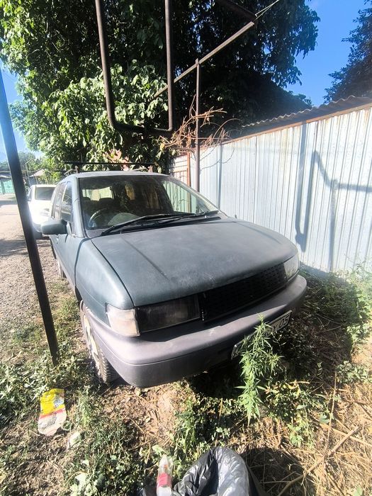 Nissan prairie joy