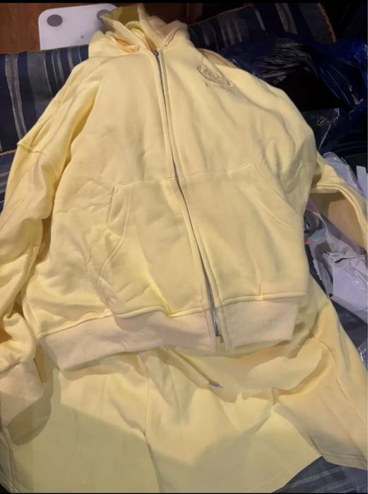 Продам совершенно новую двойку