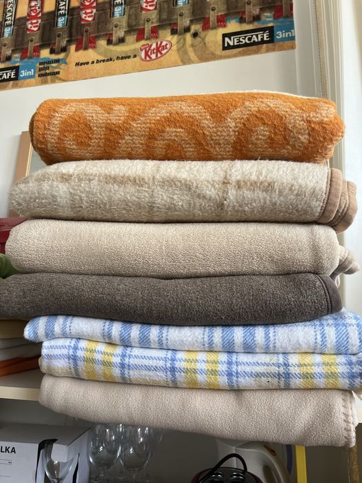 Олекотени завивки 150/200-12лв и одеала 20лв чаршафи-5лв