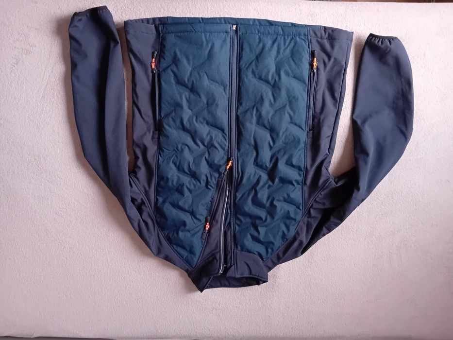 Продавам мъжко яке