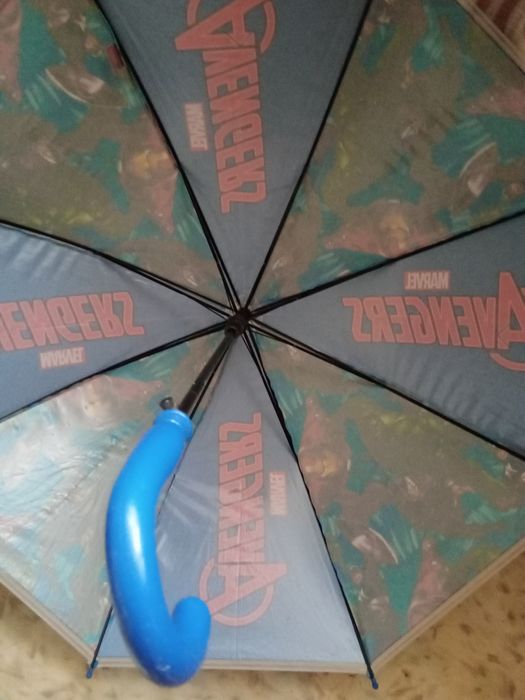 Зонт , хорошего качества