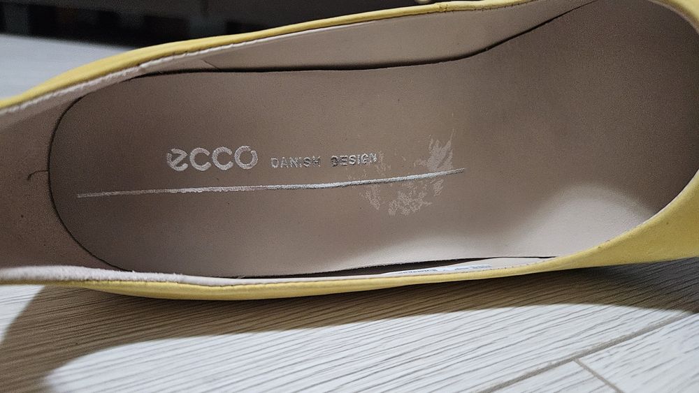 Pantofi Ecco noi
