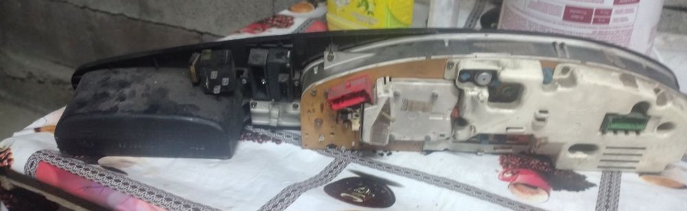 Спидометр Audi 100