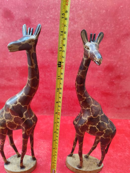 pereche girafe din lemn