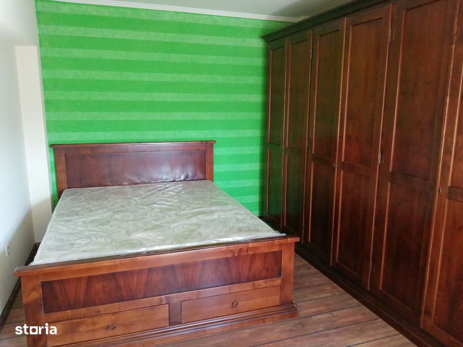 Vand apartament 2 camere central, Bacau