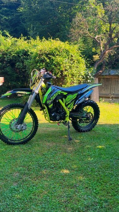 Vand cross 250 alfarad
