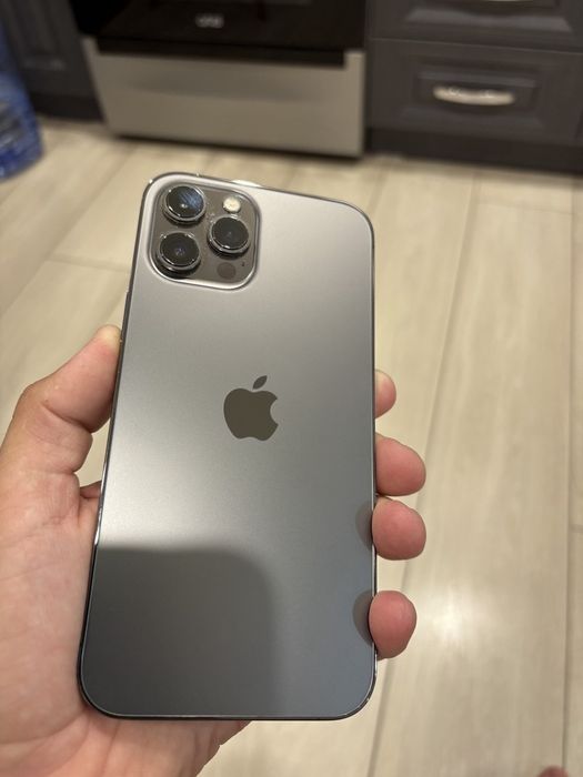 iPhone 12 pro max 128ГБ