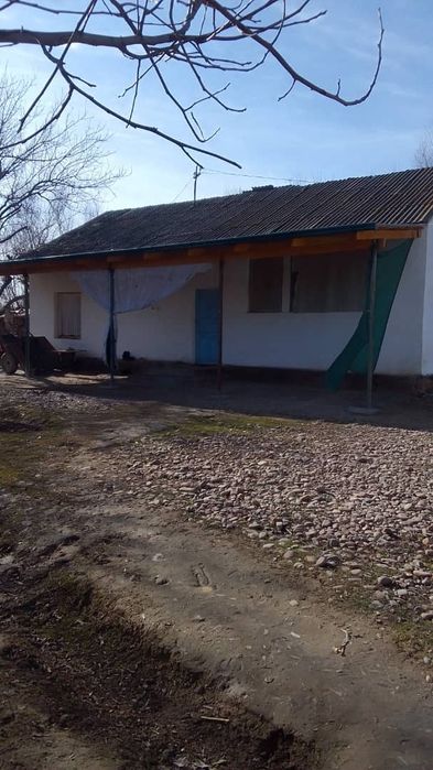 Үй сотилади 5 хонали 34 сотих